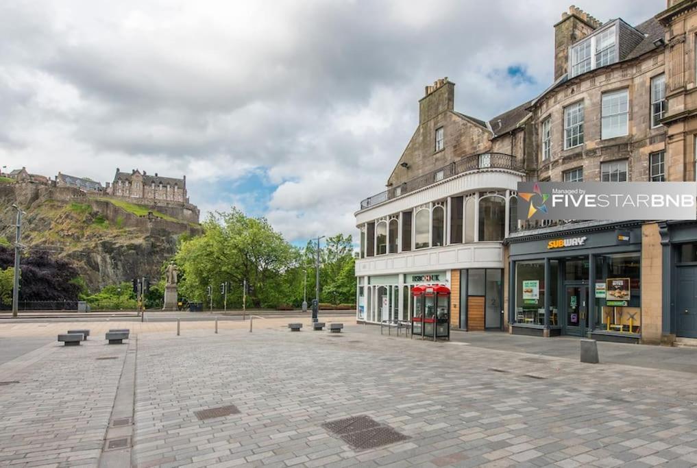 Cool Urban Apartment With Stunning Castle Views Édimbourg Extérieur photo